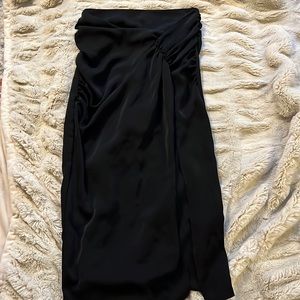 Black midi skirt